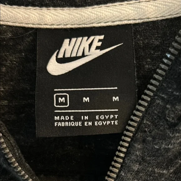 Nike Women’s Black Hoodie Lightweight zip up sweatshirt - Picture 2 of 2